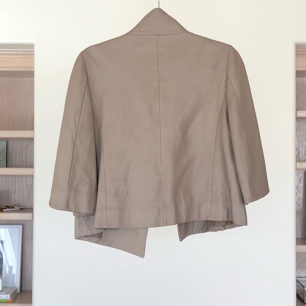 Originally $1,600 🌟 lambskin Marni cape coat - Picture 6 of 8